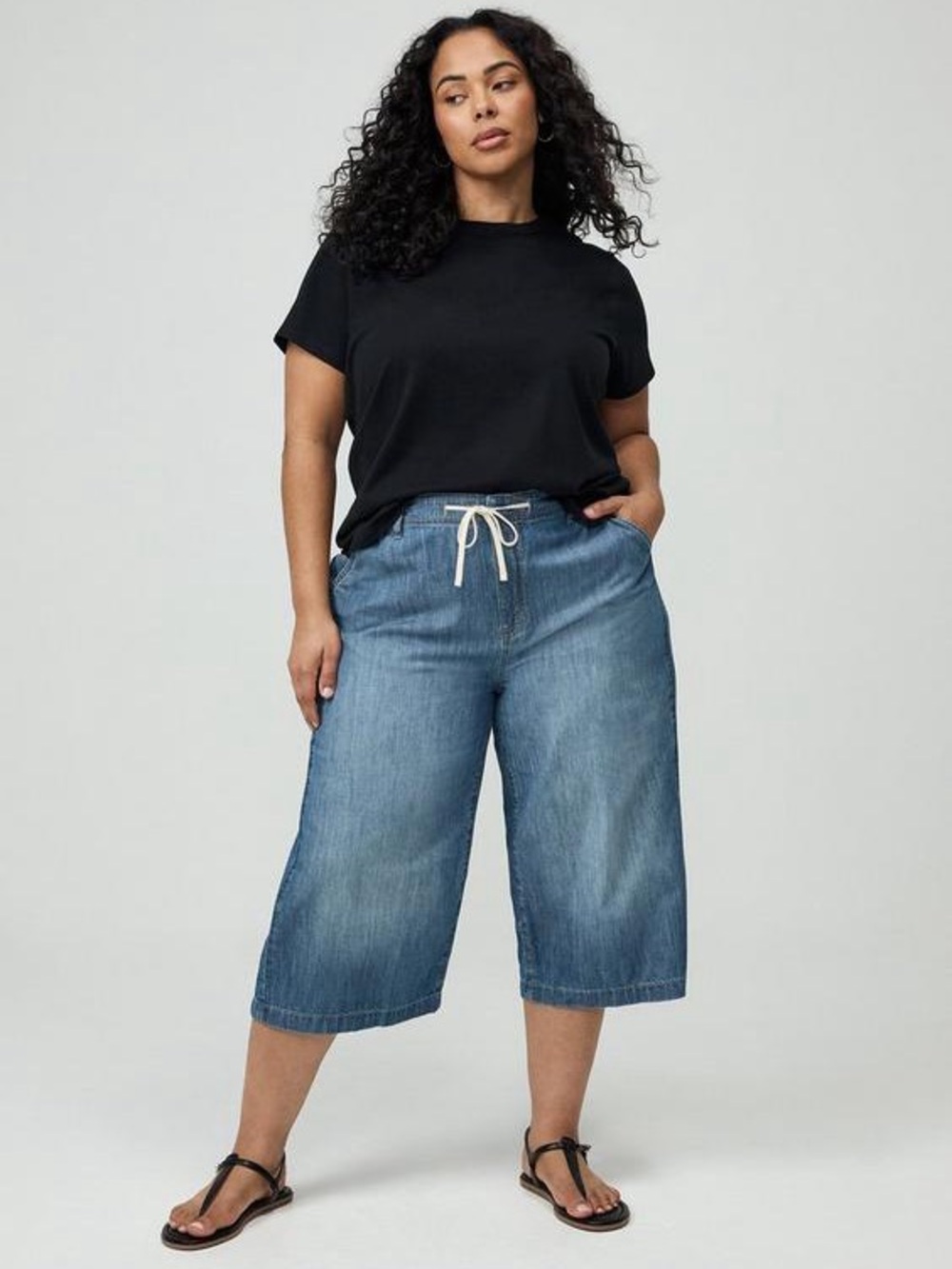 Torrid High-Rise Pull-On Drapey Crop Jean Wide Leg Size 3X NWT Brand New